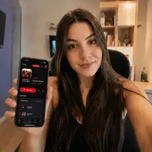 Patrícia Bastos assistindo novelas turcas no app
